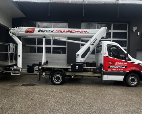 Steiger auf Mercedes Benz 26m Arbeitshöhe